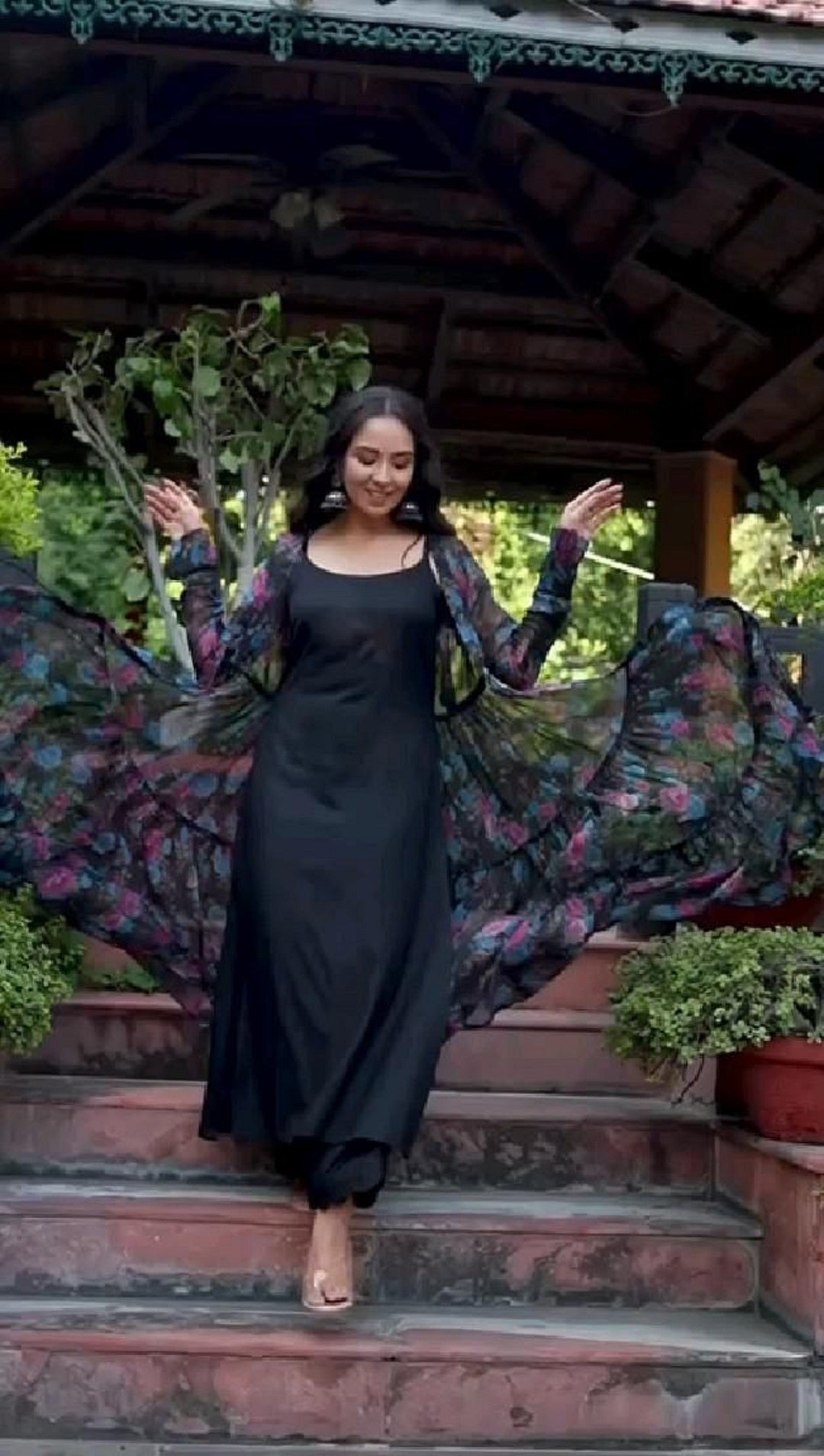 Fancy Design Floral print Fox Georgette shrug With Maxi - Image 5