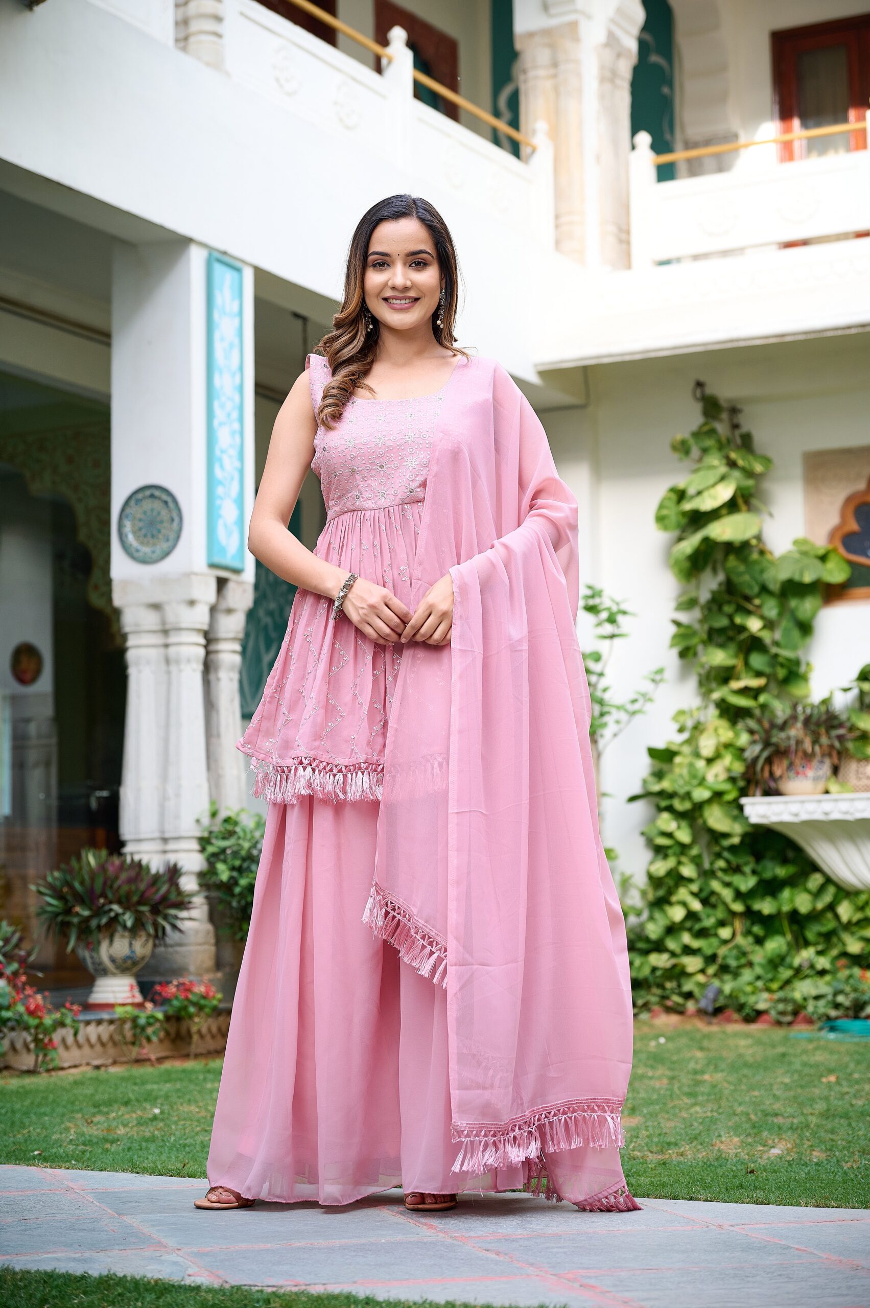 Fancy Womens Ethnics Pink Anarkali Kurtaset With Dupatta