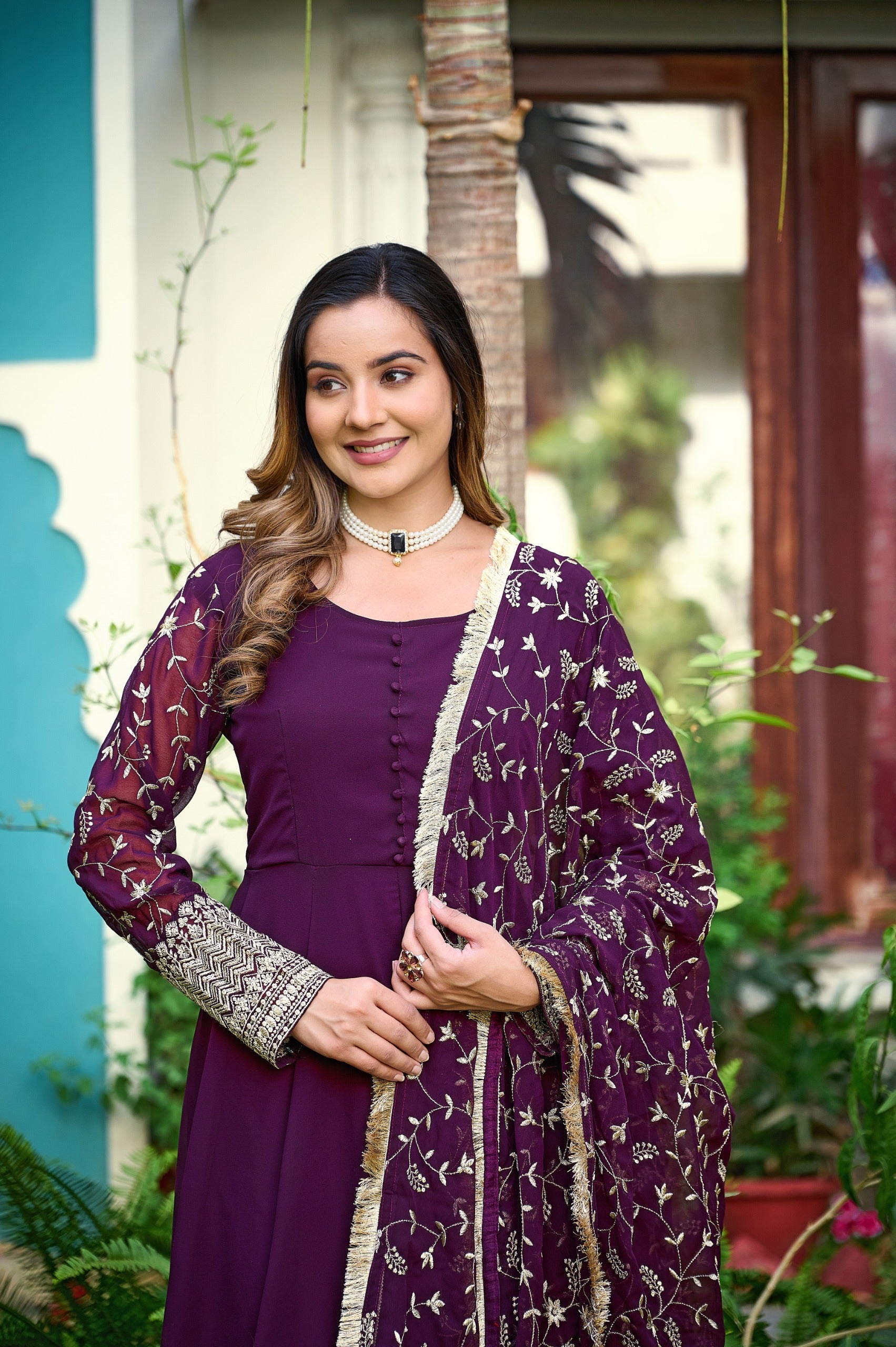 Womens Ethnics Purple Anarkali Kurtaset With Dupatta - Image 6