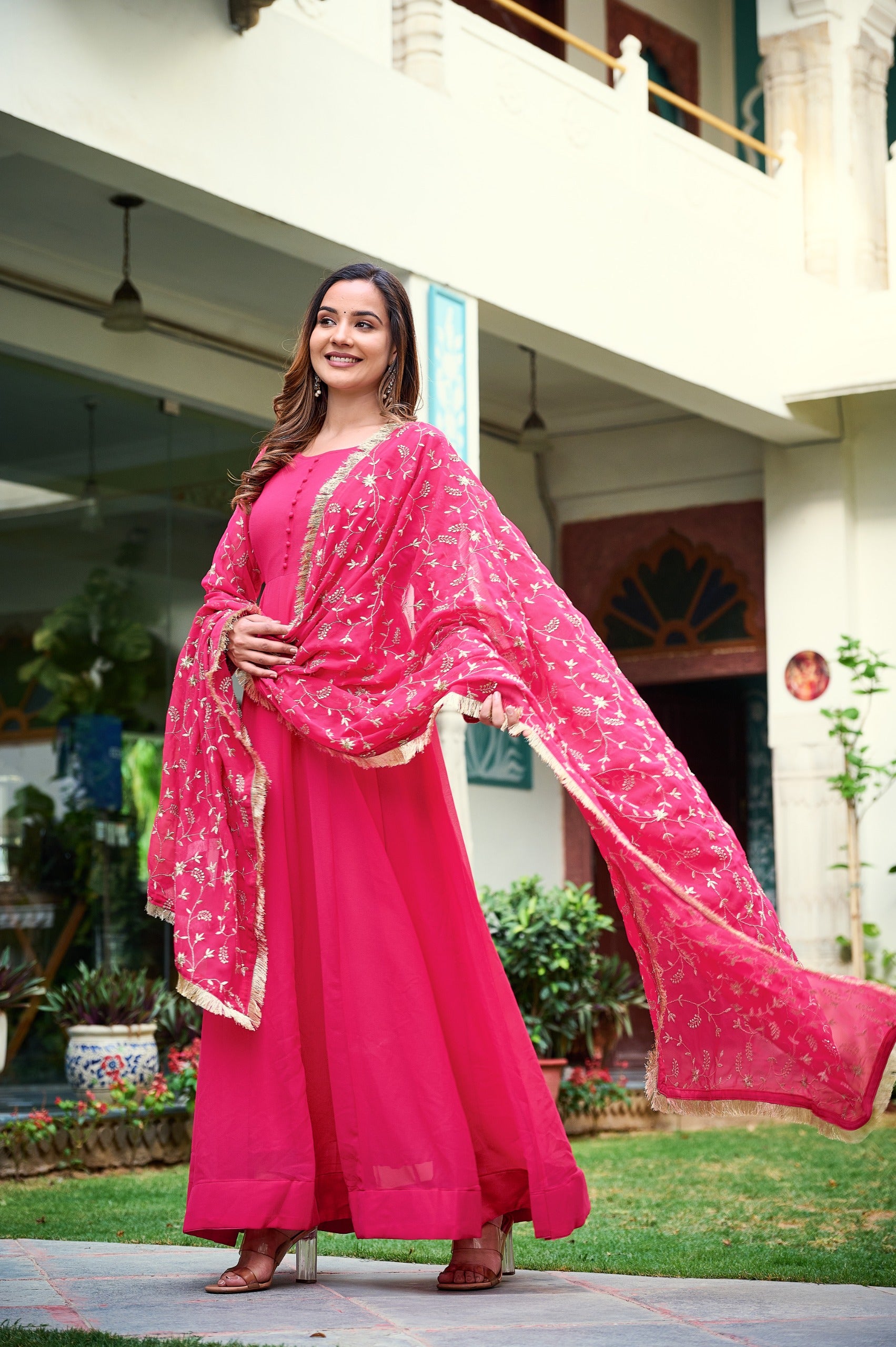 Womens Ethnics Rani Anarkali Kurtaset With Dupatta - Image 3