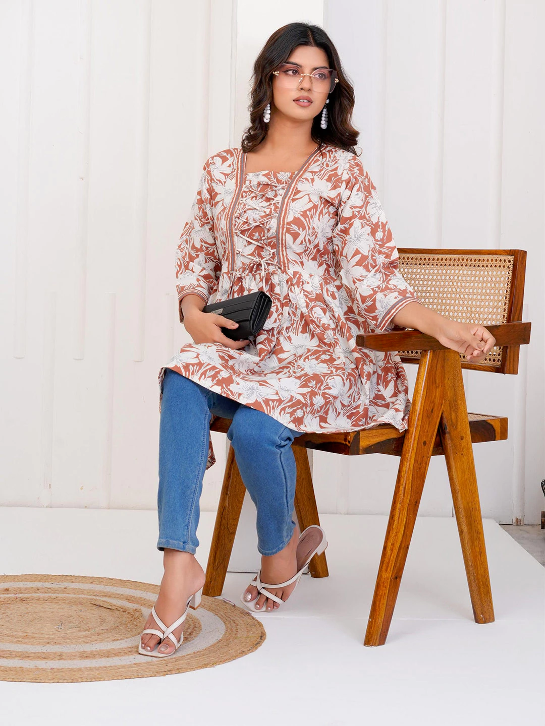 Modern Floral Printed Cotton Tunic Top for Women - Image 5