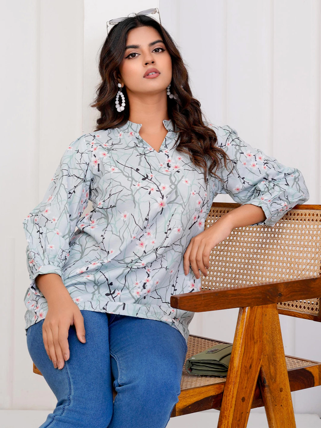 Modern Floral Printed Mandarin Collar Tunic Top for Women - Image 6