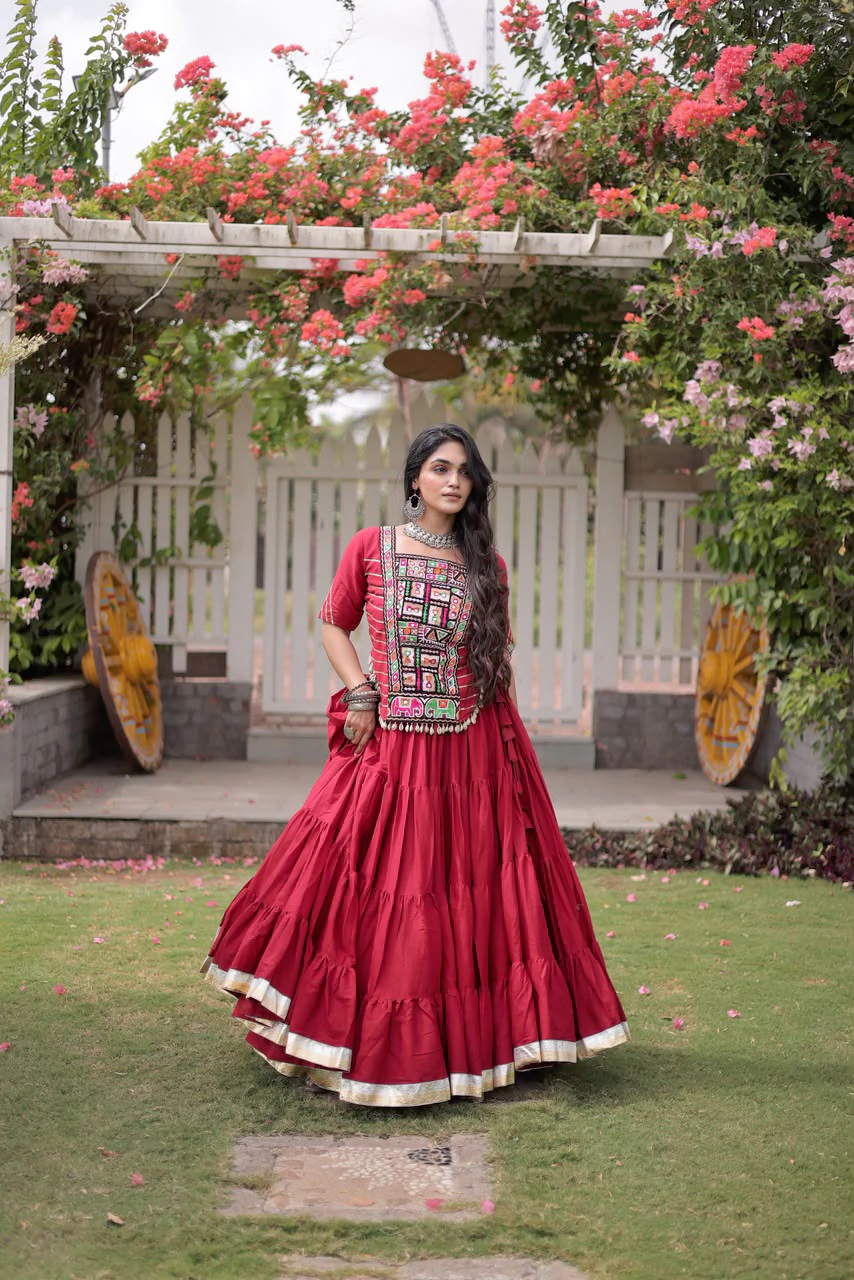 Rast Lehenga with Blouse Kora Cotton with Standard Frill Stitching Kutchi Patchework - Image 3